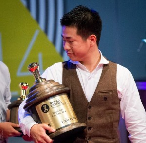 Hidenori-Izaki-winning-the-2014-World-Barista-Championship-300x293.jpg